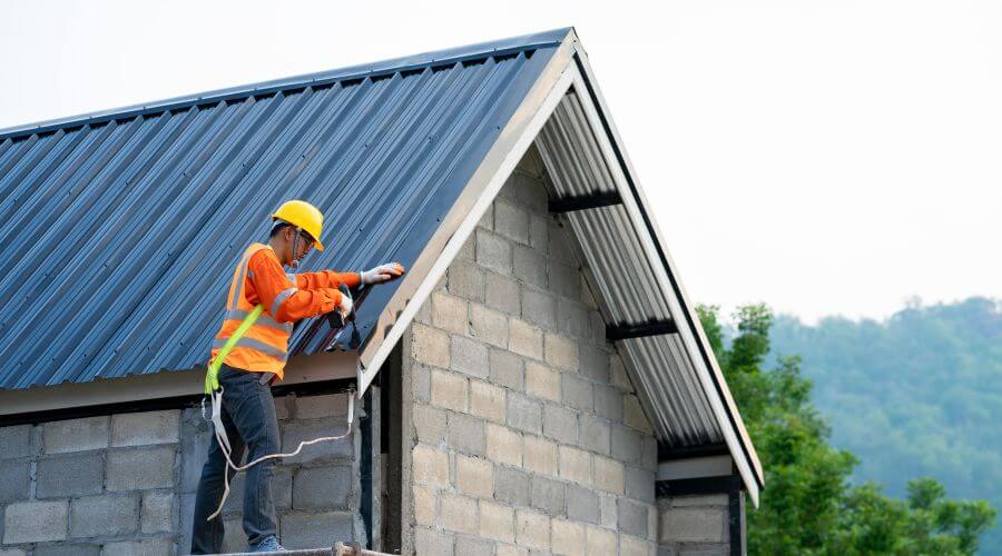 Professional Flat Roofing Installation in Bee, NE